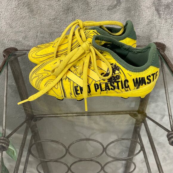 Adidas End Plastic Waste Indoor Soccer Shoes Kids Size 12K yellow - Picture 1 of 12